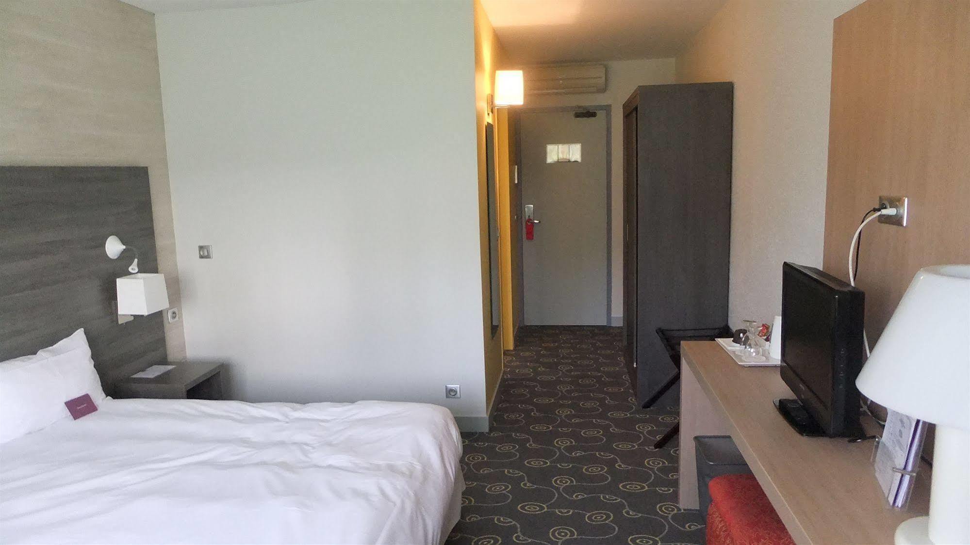 Mercure Annecy Sud Seynod Exterior photo